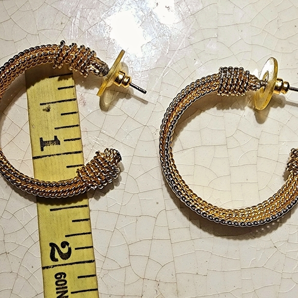 Vintage Multi-roped knotted gold tone hoop earrings, luxury, contemporary - Picture 3 of 6